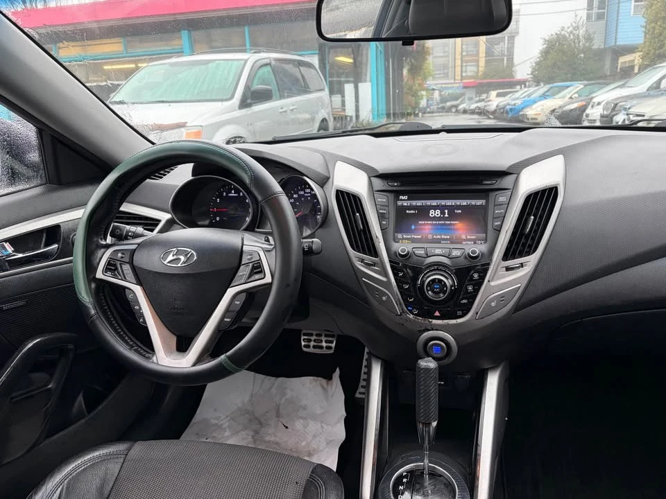 2014 Hyundai Veloster - Image 4 of 7