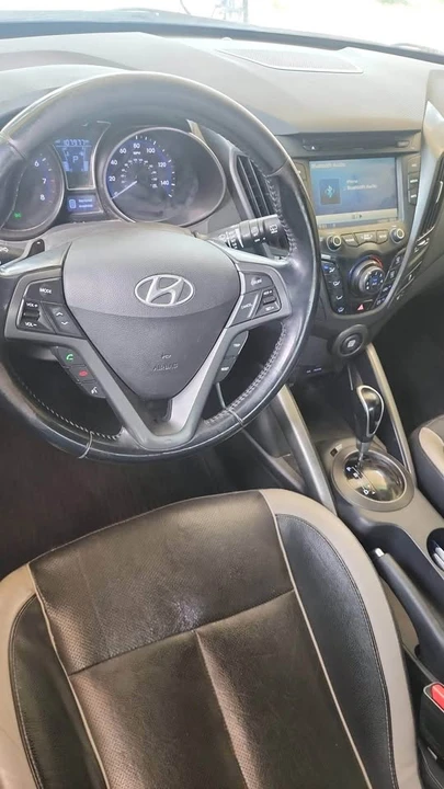 2014 Hyundai Veloster - Image 3 of 4