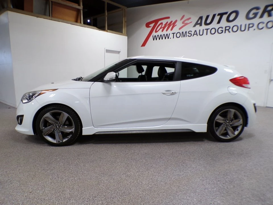 2014 Hyundai Veloster - Image 2 of 16