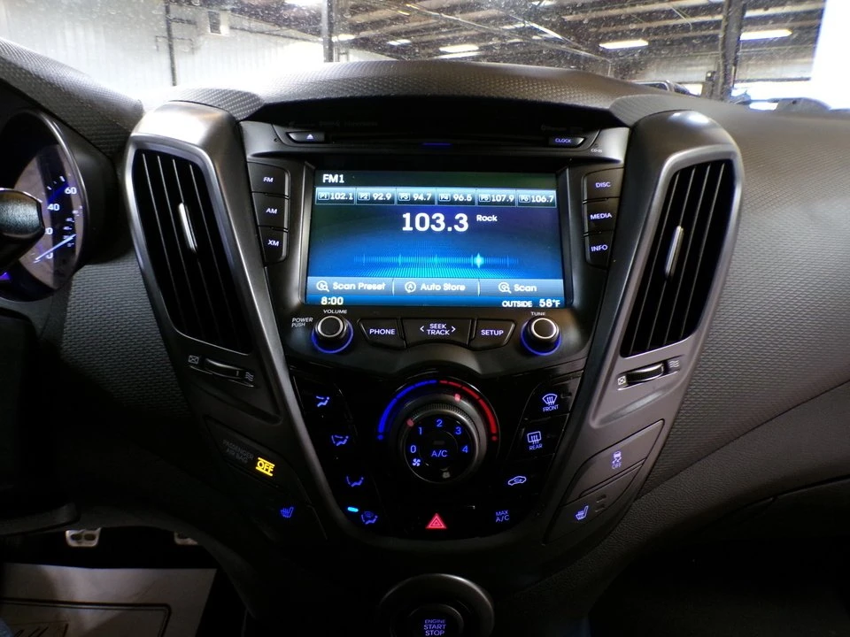 2014 Hyundai Veloster - Image 15 of 16