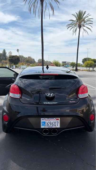2014 Hyundai Veloster - Image 3 of 11