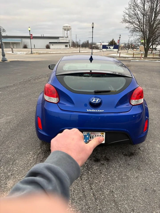 2014 Hyundai Veloster - Image 3 of 9