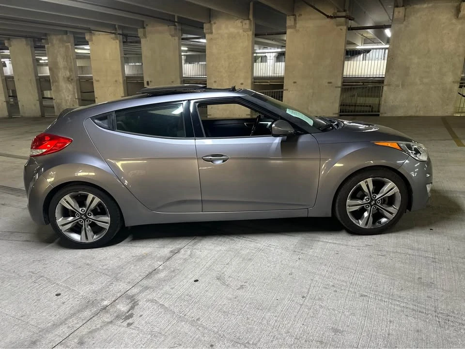 2014 Hyundai Veloster - Image 4 of 4