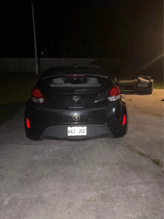 2014 Hyundai Veloster - Image 2 of 8