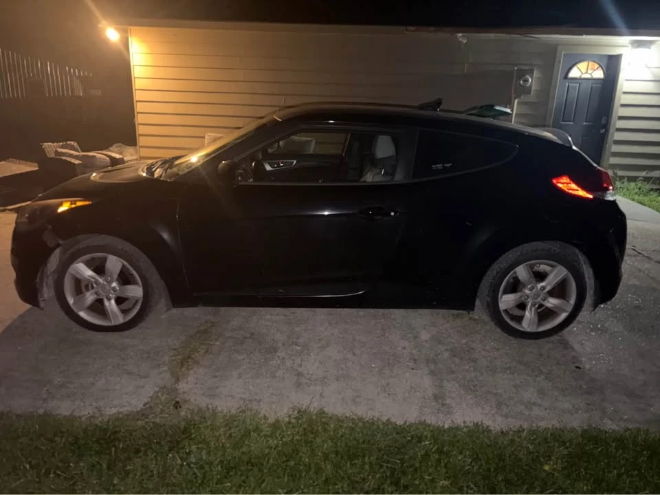2014 Hyundai Veloster - Image 3 of 8