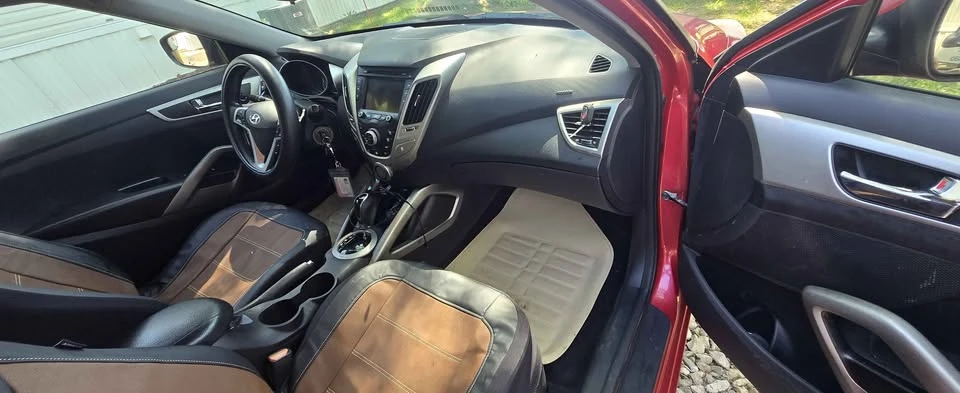2014 Hyundai Veloster - Image 12 of 20