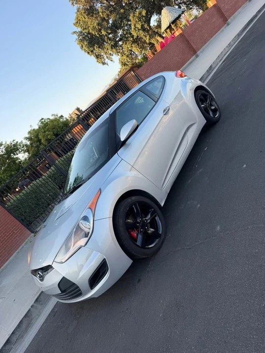2014 Hyundai Veloster - Image 5 of 20