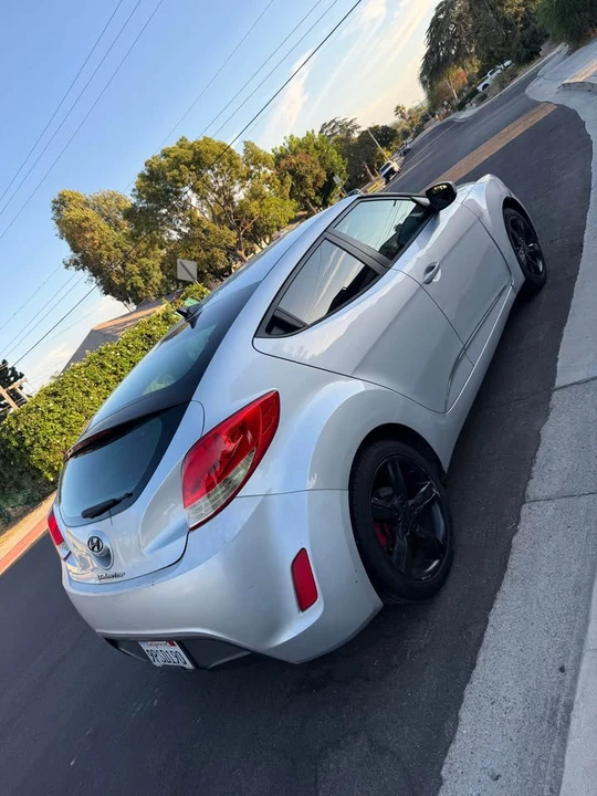 2014 Hyundai Veloster - Image 17 of 20