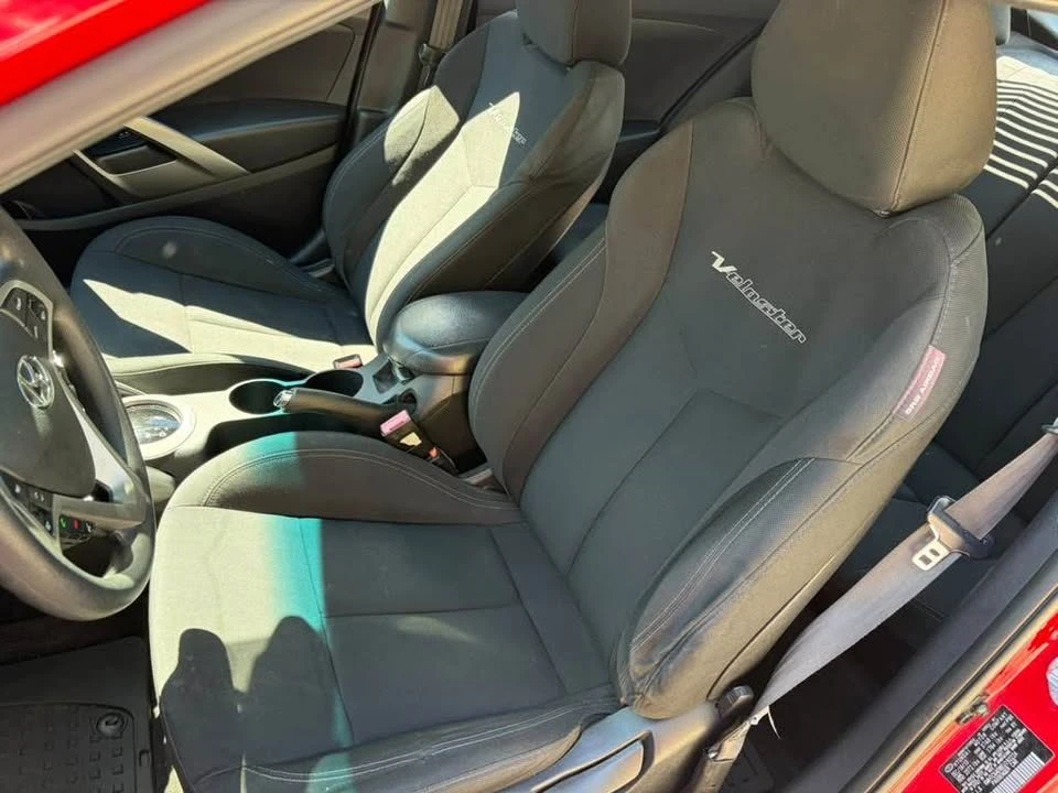 2014 Hyundai Veloster - Image 7 of 20