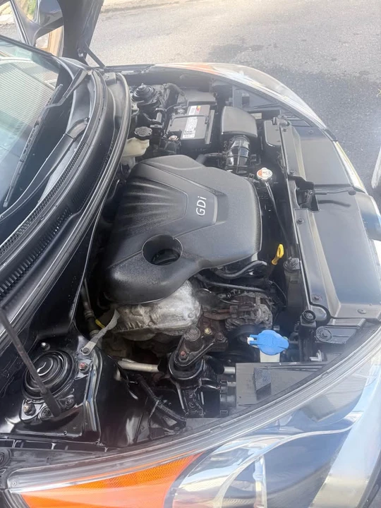 2014 Hyundai Veloster - Image 7 of 9