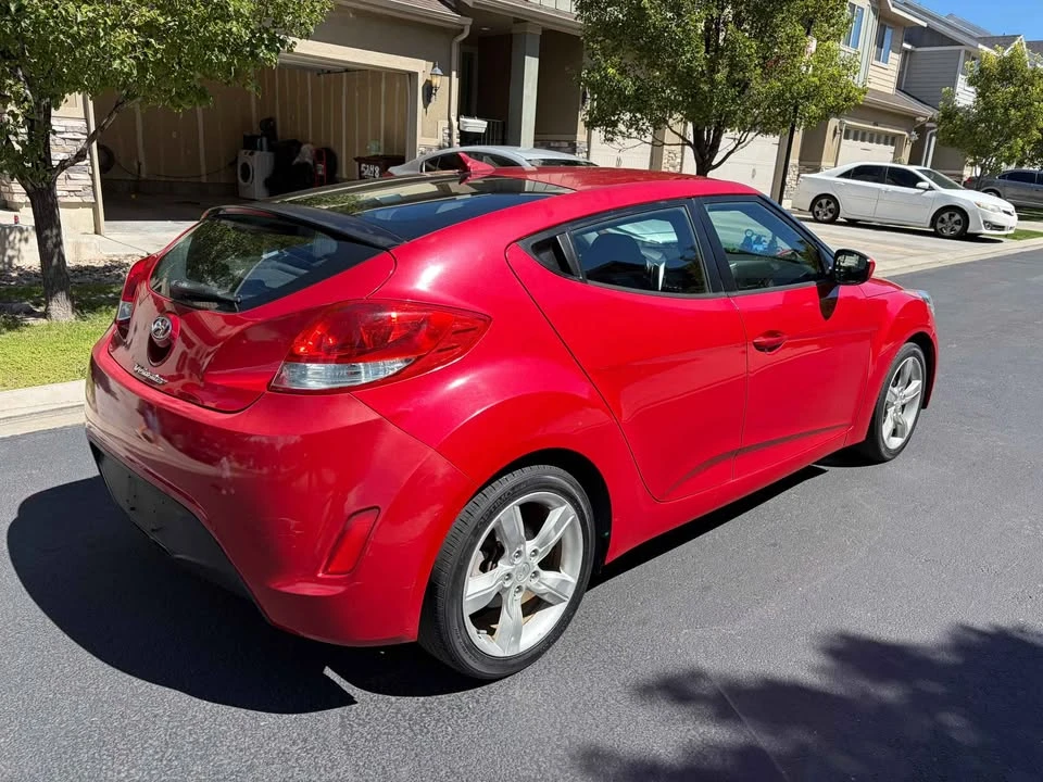2014 Hyundai Veloster - Image 4 of 11
