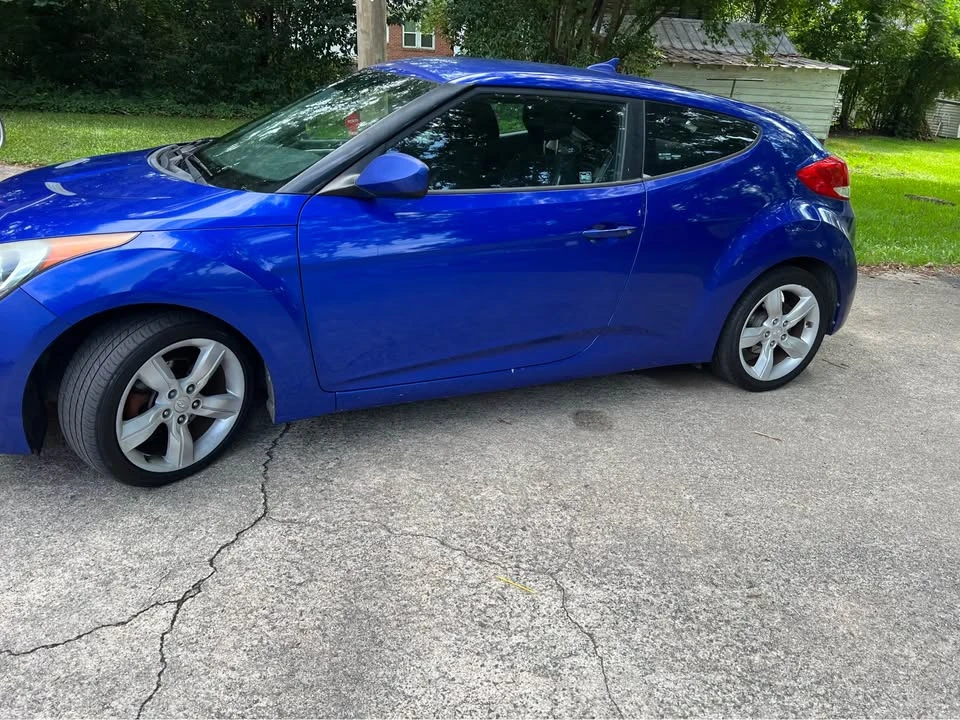 2014 Hyundai Veloster - Image 8 of 9