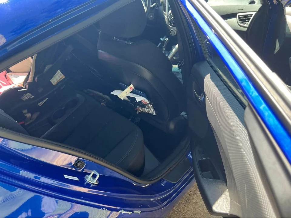 2014 Hyundai Veloster - Image 3 of 9