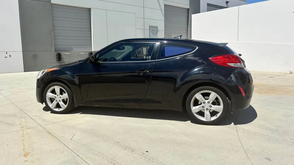 2014 Hyundai Veloster - Image 7 of 12
