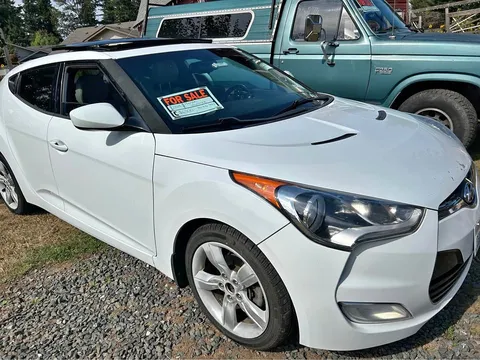 2014 Hyundai Veloster 2.0 Premium Coupe 3D