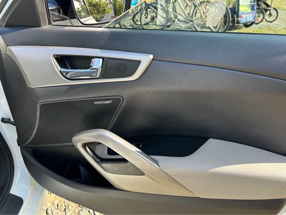 2014 Hyundai Veloster - Image 5 of 8