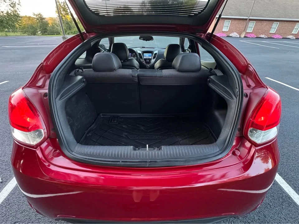 2014 Hyundai Veloster - Image 9 of 20
