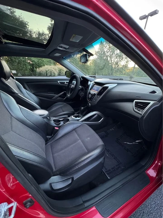 2014 Hyundai Veloster - Image 14 of 20