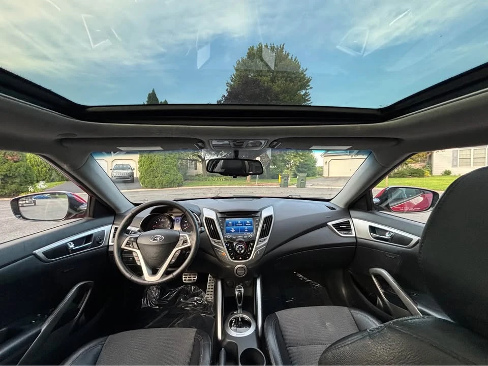 2014 Hyundai Veloster - Image 7 of 13