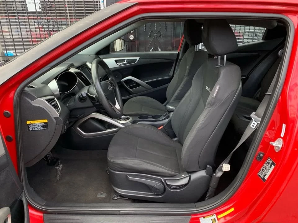 2014 Hyundai Veloster - Image 8 of 14