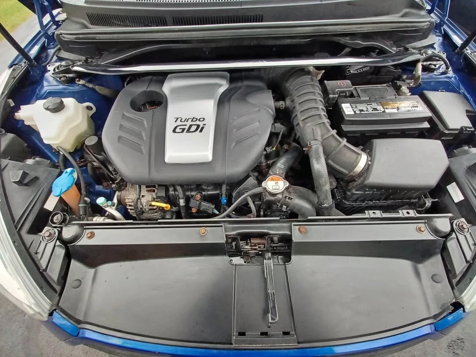 2014 Hyundai Veloster - Image 3 of 10