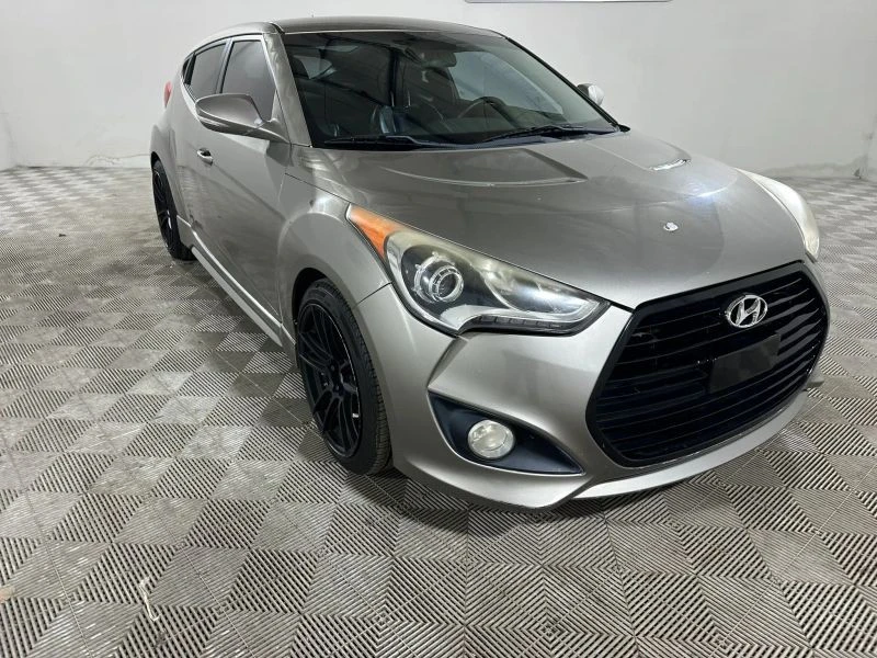 2014 Hyundai Veloster - Image 10 of 12
