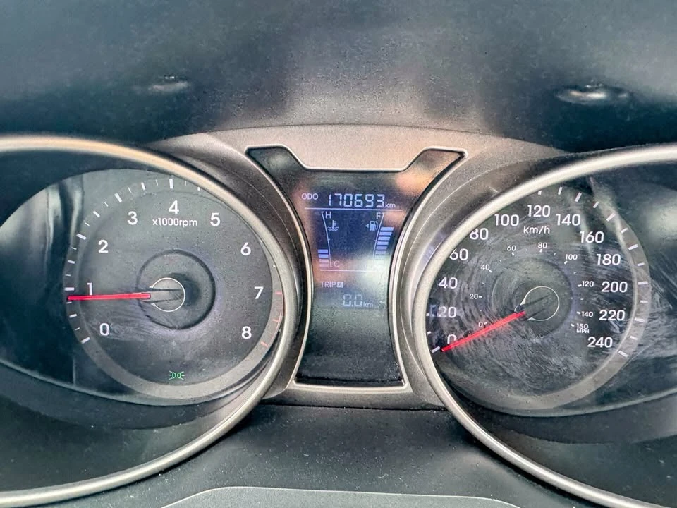 2014 Hyundai Veloster - Image 15 of 20