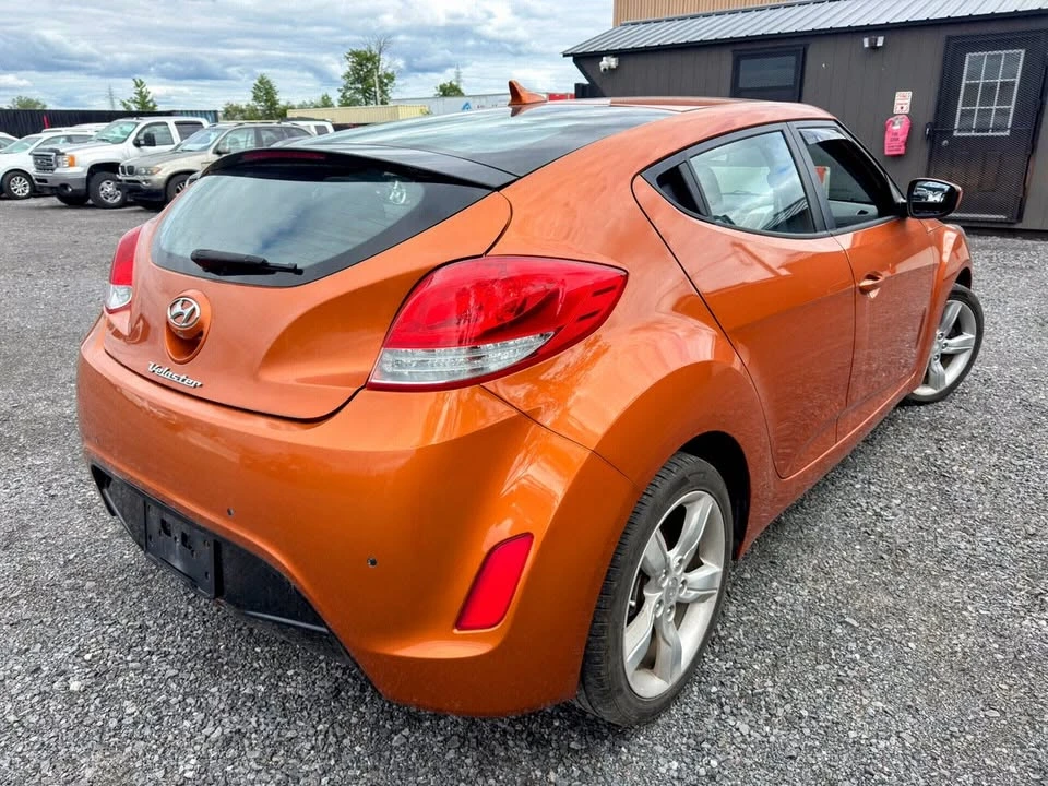 2014 Hyundai Veloster - Image 4 of 20