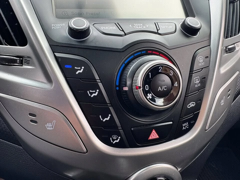 2014 Hyundai Veloster - Image 17 of 20