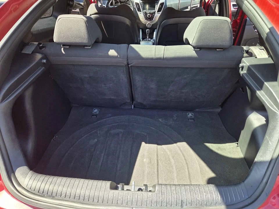 2014 Hyundai Veloster - Image 13 of 17