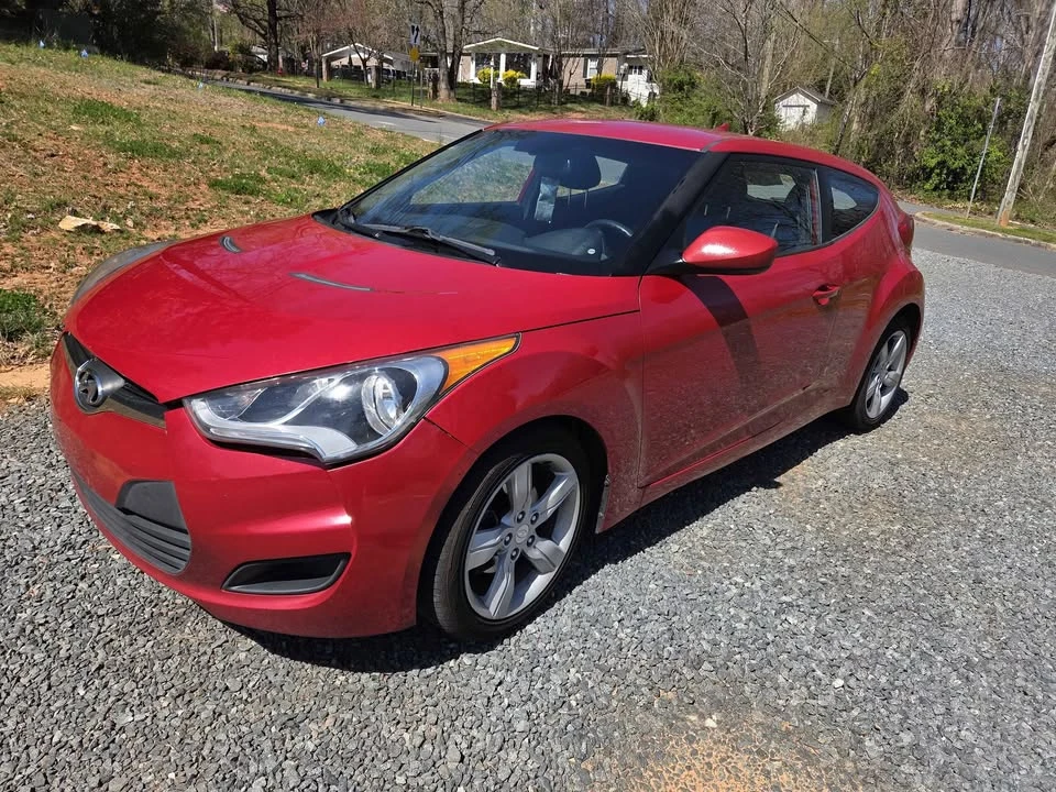 2014 Hyundai Veloster - Image 15 of 17
