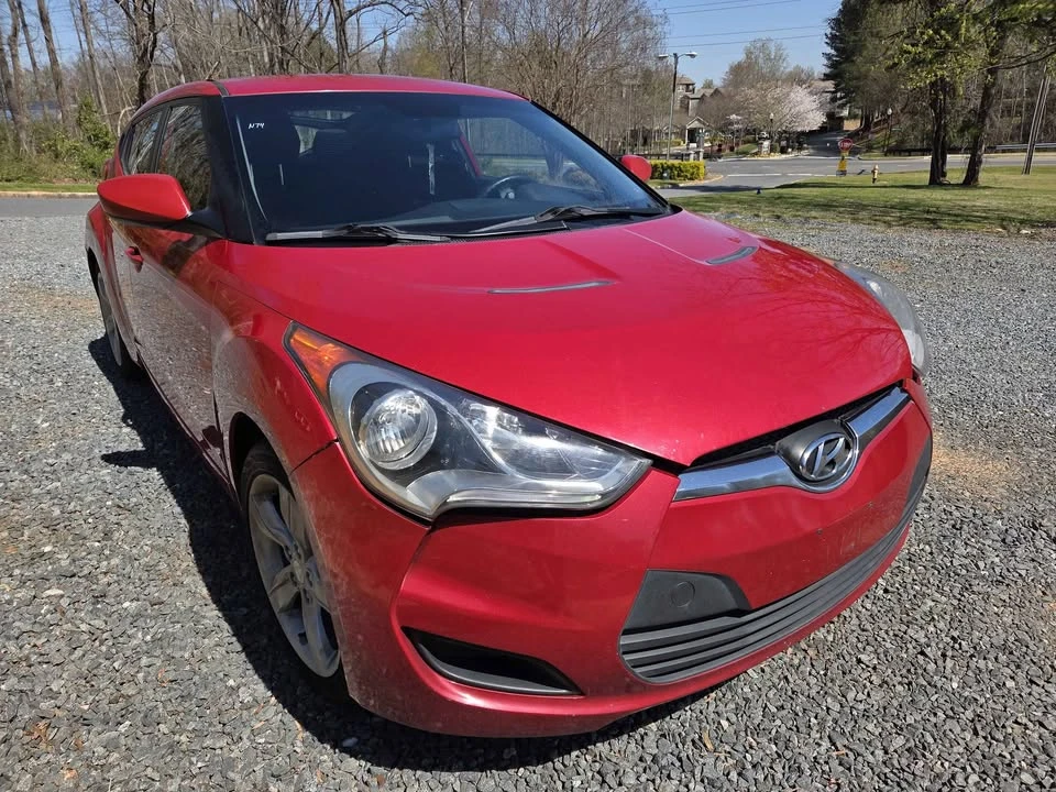 2014 Hyundai Veloster - Image 11 of 17