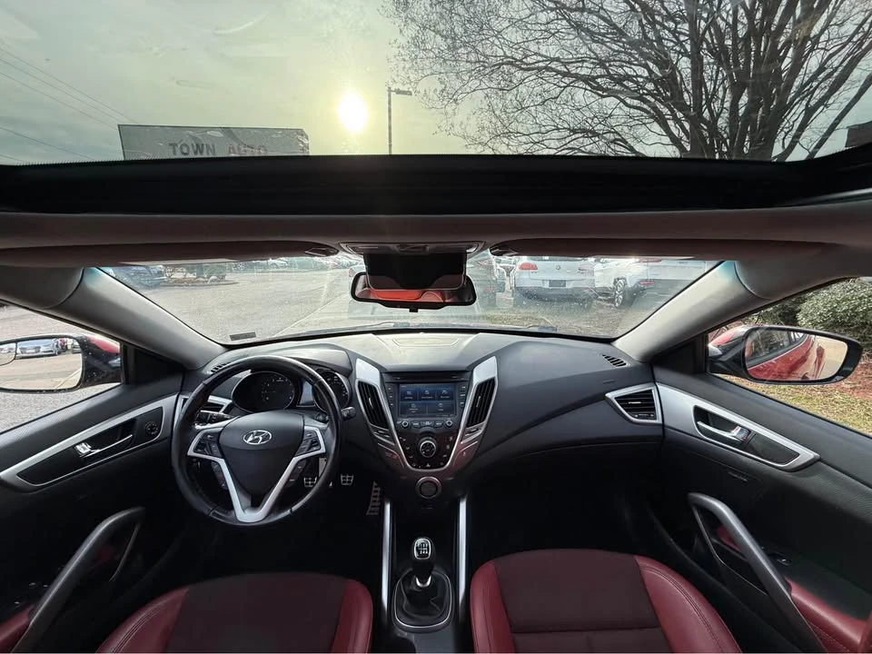 2014 Hyundai Veloster - Image 7 of 20