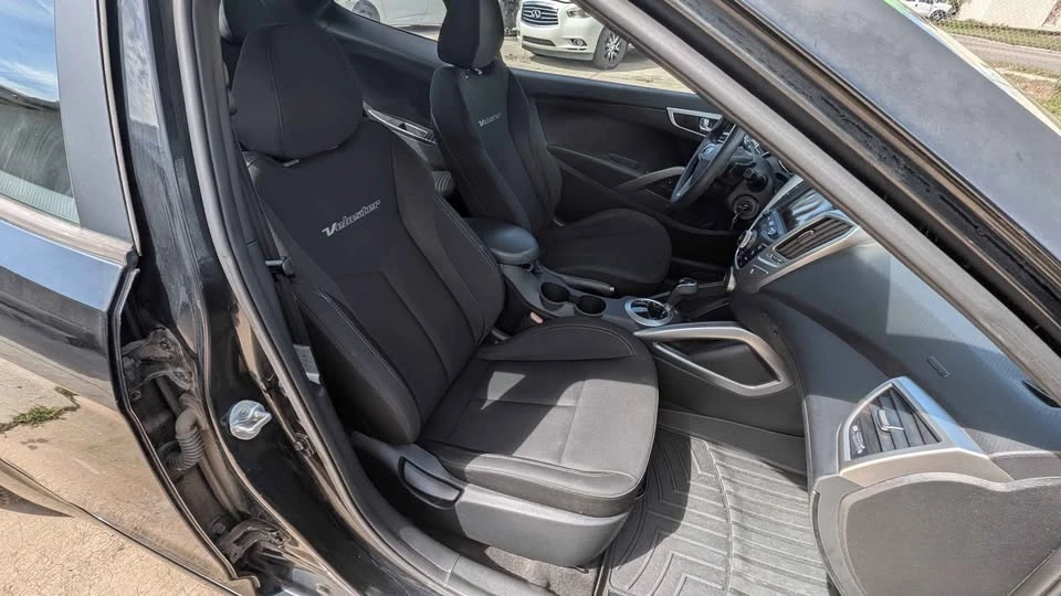2014 Hyundai Veloster - Image 8 of 18