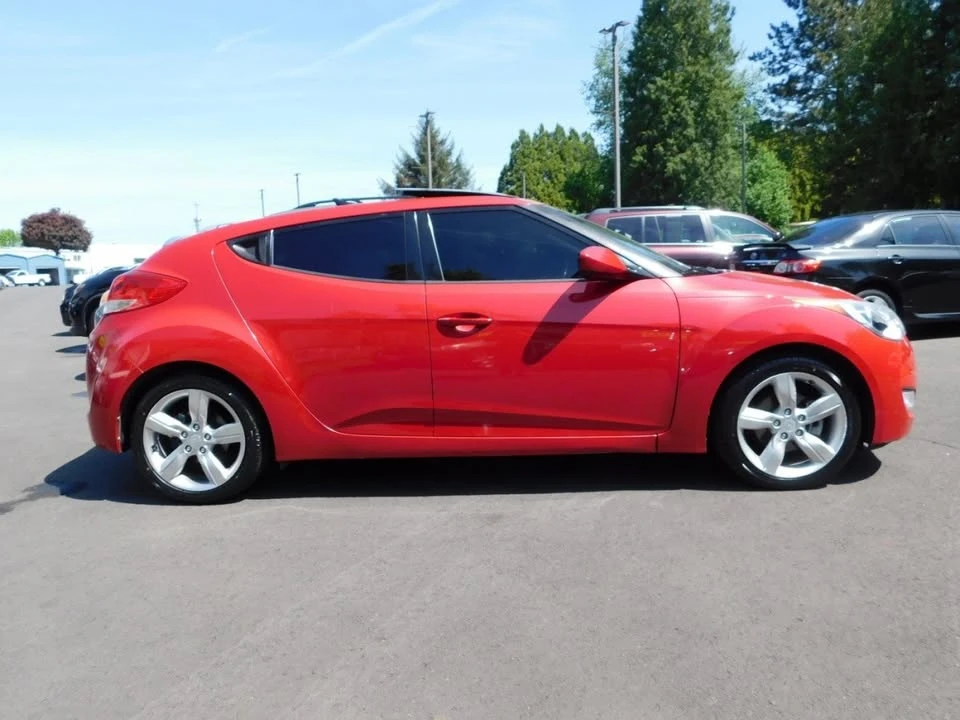 2014 Hyundai Veloster - Image 19 of 20