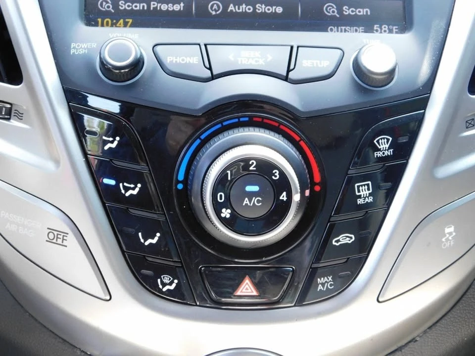 2014 Hyundai Veloster - Image 10 of 20