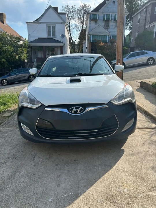 2014 Hyundai Veloster - Image 3 of 4