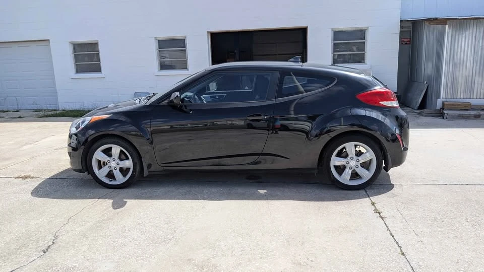 2014 Hyundai Veloster - Image 3 of 18
