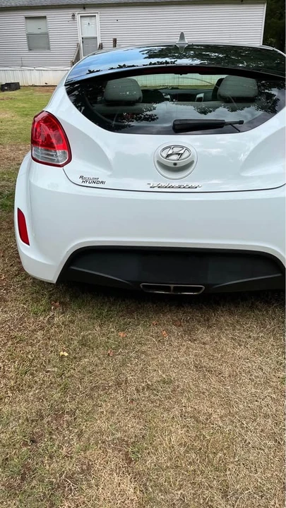 2014 Hyundai Veloster - Image 4 of 8