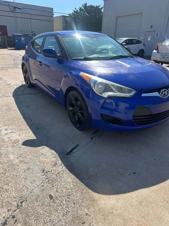 2014 Hyundai Veloster - Image 3 of 8