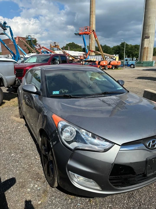 2014 Hyundai Veloster - Image 8 of 12