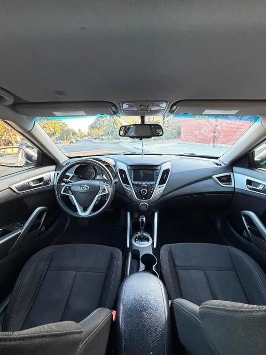 2014 Hyundai Veloster - Image 7 of 16