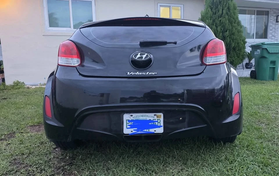 2014 Hyundai Veloster - Image 3 of 9