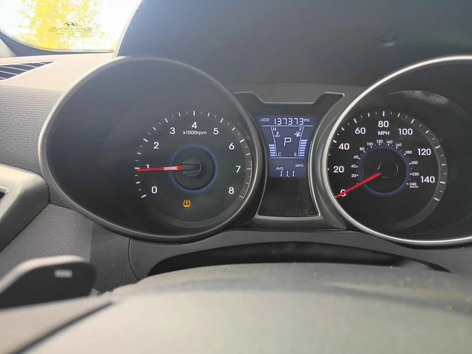 2014 Hyundai Veloster - Image 8 of 10