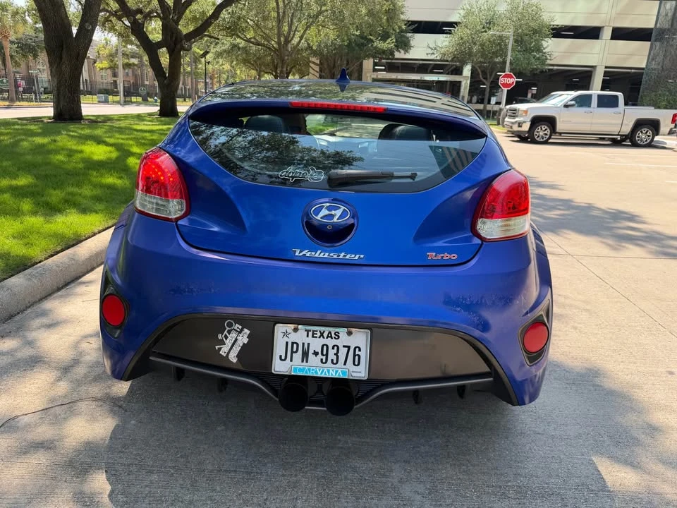 2014 Hyundai Veloster - Image 10 of 11