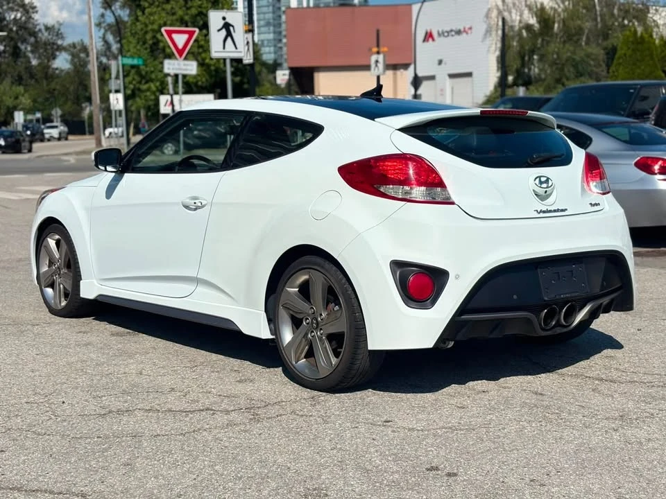 2014 Hyundai Veloster - Image 10 of 14