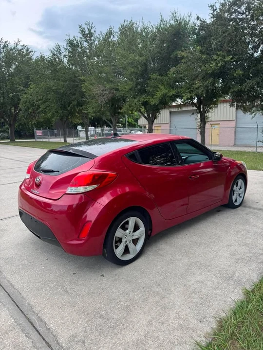 2014 Hyundai Veloster - Image 6 of 13
