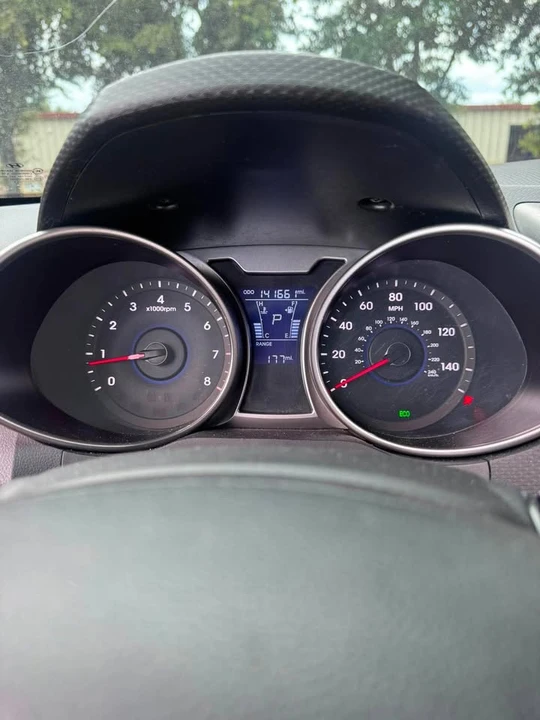 2014 Hyundai Veloster - Image 8 of 13