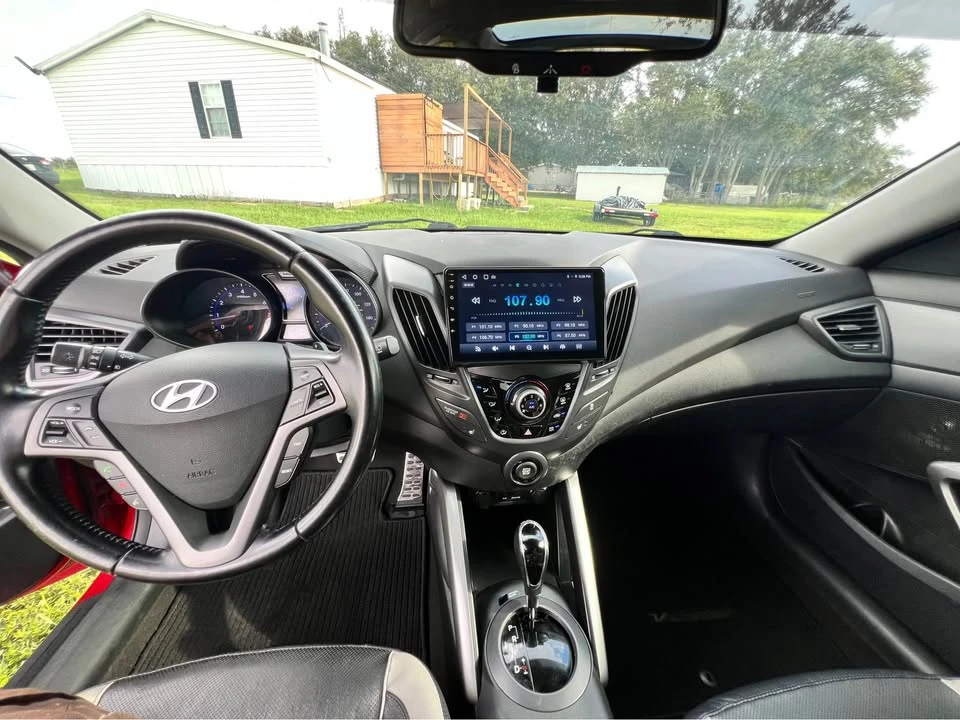 2014 Hyundai Veloster - Image 7 of 15