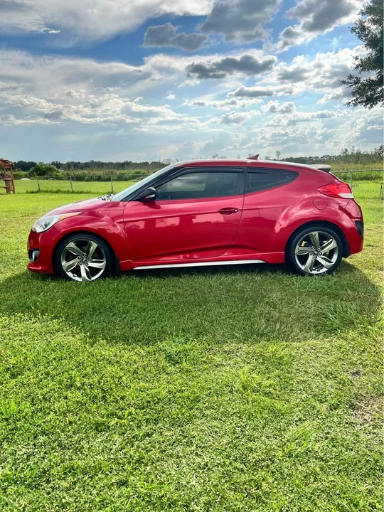 2014 Hyundai Veloster - Image 4 of 15